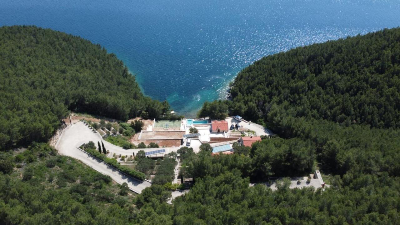 Beachfront Villa Brulupes In Secluded Bay Konstari Экстерьер фото