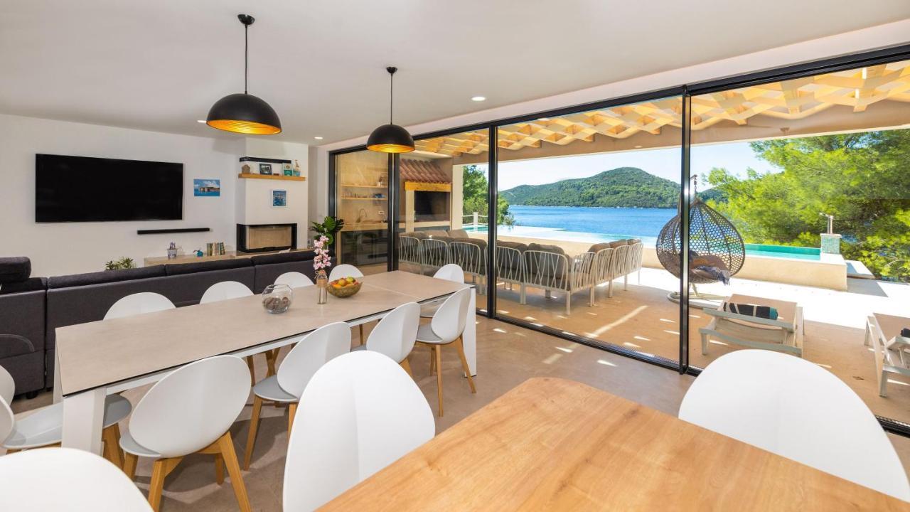 Beachfront Villa Brulupes In Secluded Bay Konstari Экстерьер фото